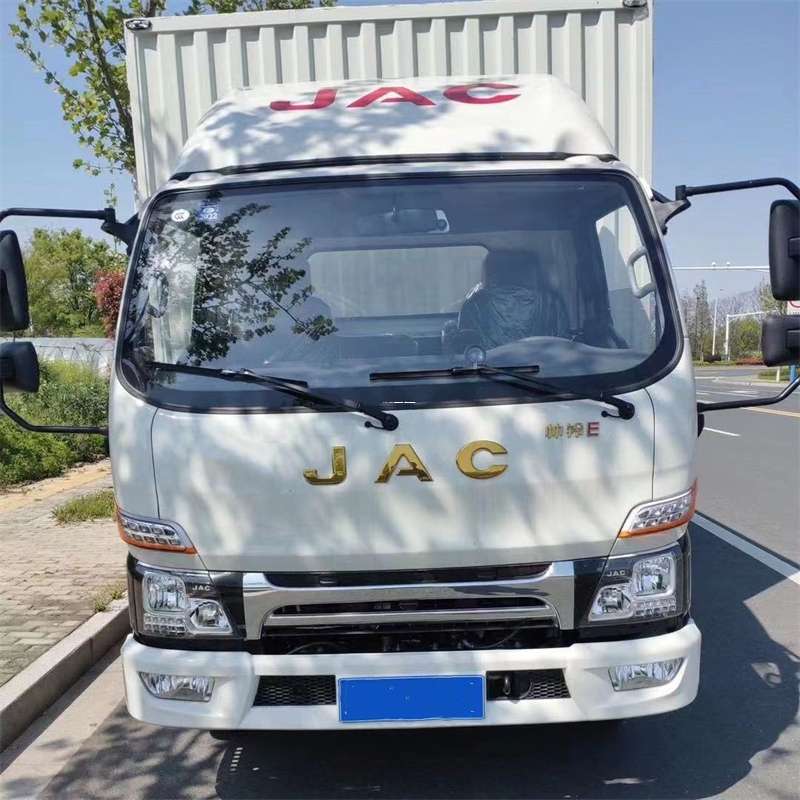 乌鲁木齐到上海青浦物流公司，一站式服务助您货运无忧